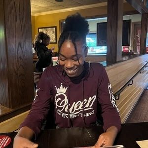 Meet your Posher, Alysha